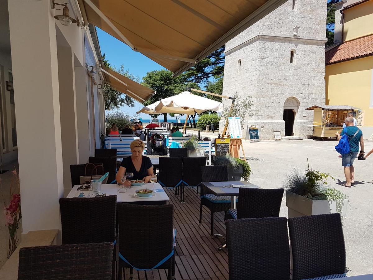 Lora Deluxe Superior 5 Star Apartment, Your Piece Of Heaven By The Sea & Park With Sea & Park View Novigrad Istria Exterior foto