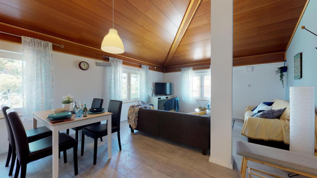 Lora Deluxe Superior 5 Star Apartment, Your Piece Of Heaven By The Sea & Park With Sea & Park View Novigrad Istria Exterior foto